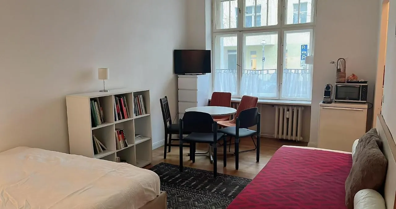 דירה ברלין Central, Charming Studio For Up To 3 People In Historic Building
